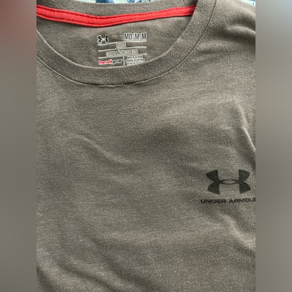 ❤️😎Under Armour Charged Heat Gear Gray Logo Short Sleeve Athletic Tee Shirt - Picture 8 of 8